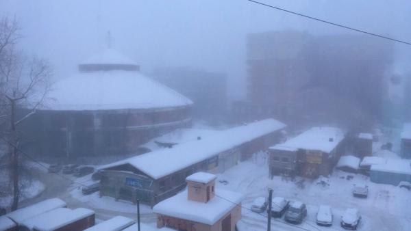 Густой туман стал предвестником Крещенских морозов в Архангельске