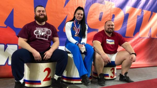 Атлеты из Поморья взяли две «бронзы» на чемпионате России пауэрлифтингу