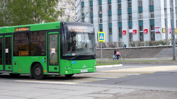 В мэрии Архангельска рассматривают варианты новых ночных автобусных маршрутов
