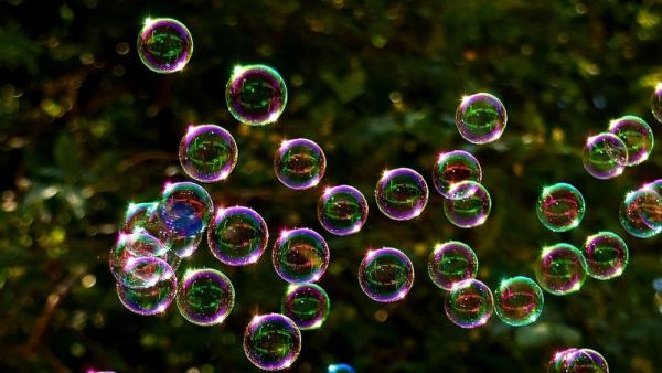 Ежегодный парад мыльных пузырей соберет архангелогородцев в разноцветном шествии