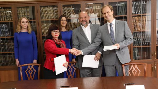 Правительство региона, САФУ и ПОРА подписали соглашение о сотрудничестве