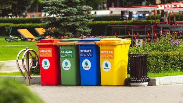 Эксперты объяснили причины нежелания россиян сортировать мусор на своих кухнях