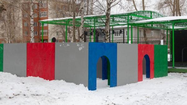В Архангельске на стадионе «Труд» началось обустройство зимнего городка