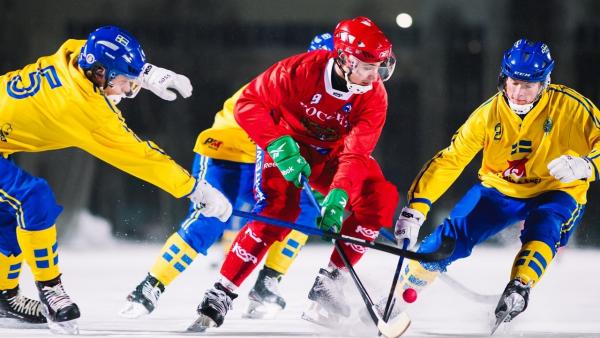 Сборная России сыграет со Швецией в финале первенства мира по бенди в Архангельске