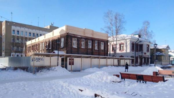 Жителей Архангельска возмутила реконструкция деревянного дома на Чумбаровке