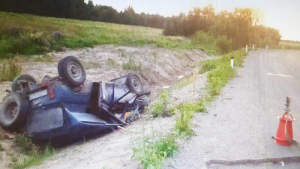 В Приморском районе перевернулся автомобиль: водитель без прав погиб на месте