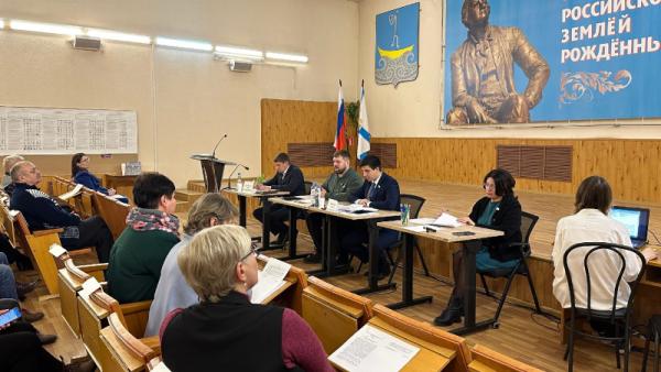 На должность главы Холмогорского округа заявились три кандидата