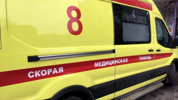 В Архангельске буйный пациент накинулся с ножом на медработника горбольницы