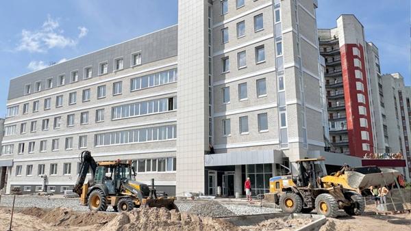 Вместо жилья офисы: долгострой у жд-моста в Архангельске станет деловым центром