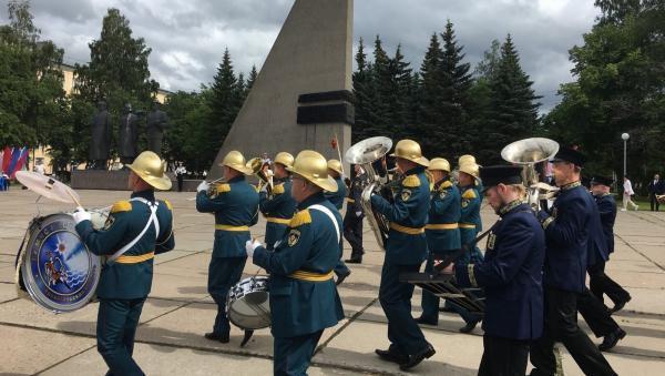 Празднование Дня ВМФ ограничит движение в центре Архангельска 