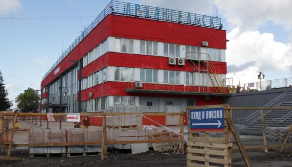 Проект «чистые ноги»: министр транспорта – о реконструкции ЖД-вокзала Архангельска