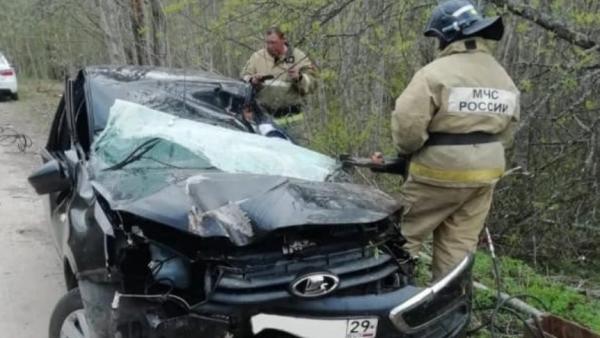 Пожилой водитель из Архангельской области погиб на трассе под Вологдой